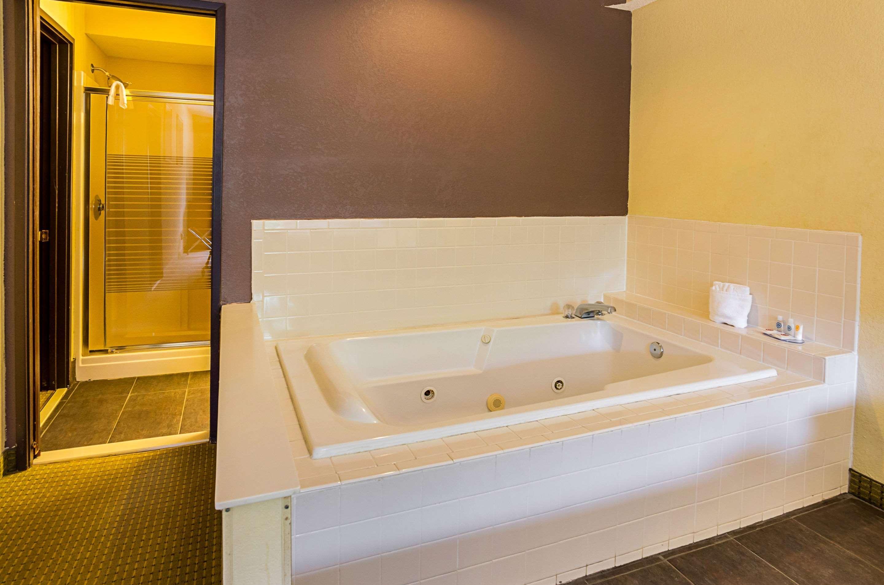 Quality Suites Altavista - Lynchburg South Eksteriør billede