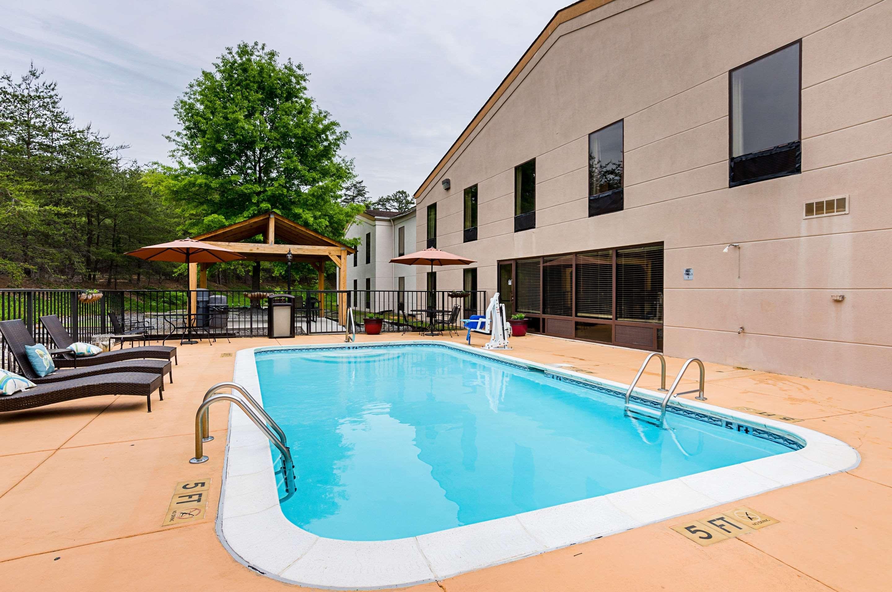 Quality Suites Altavista - Lynchburg South Eksteriør billede