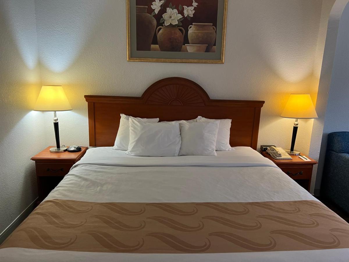 Quality Suites Altavista - Lynchburg South Eksteriør billede