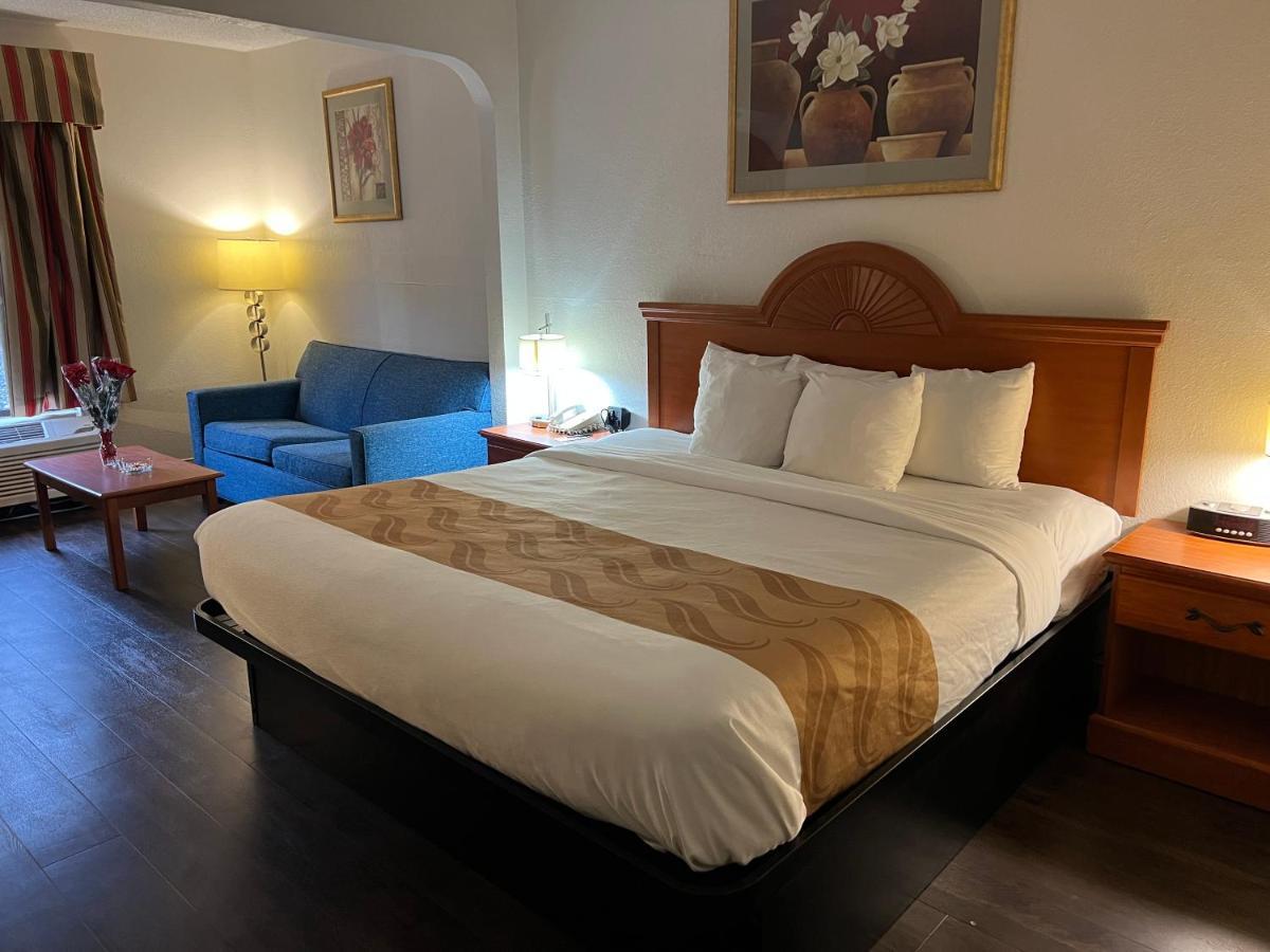 Quality Suites Altavista - Lynchburg South Eksteriør billede